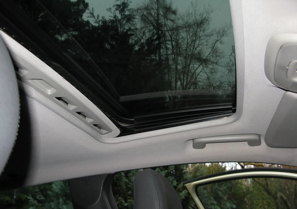 Volvo C30 cena 14200 przebieg: 251000, rok produkcji 2007 z Łódź małe 232